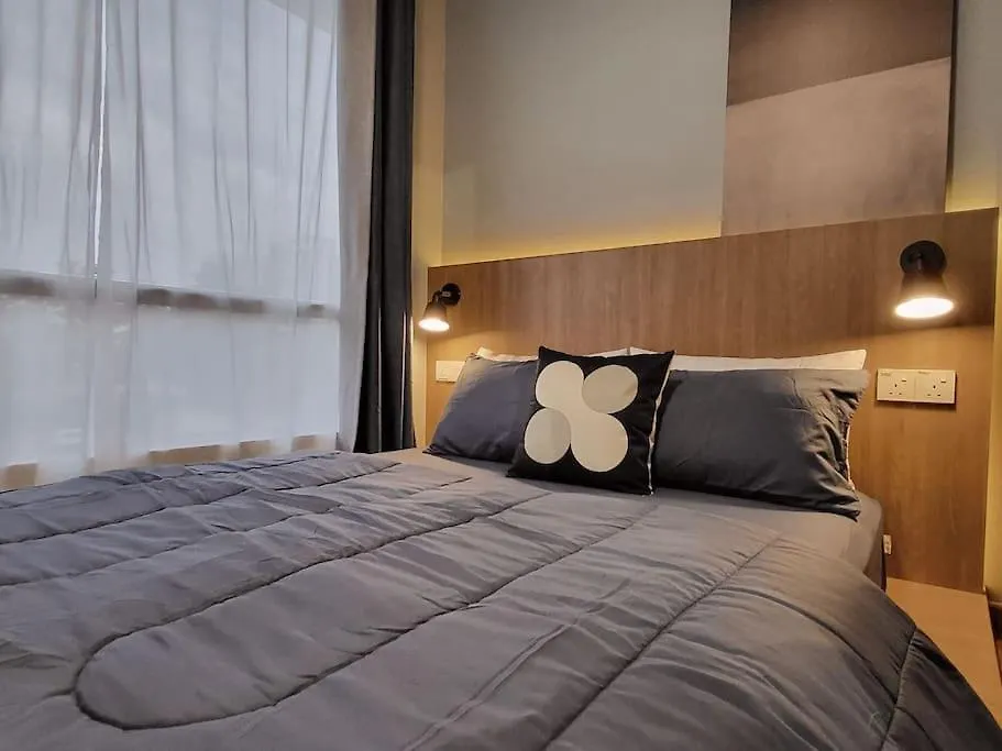 Luxury Private Cinema Experience - Free Parking Lejlighed Johor Bahru